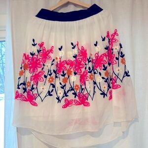 Embroidered flower Metro wear skirt medium